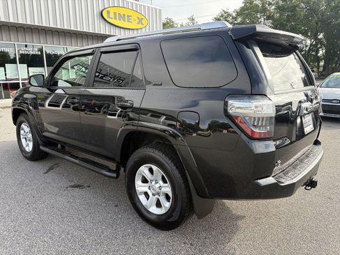 Used 2016 Toyota 4Runner SR5 Premium image 5