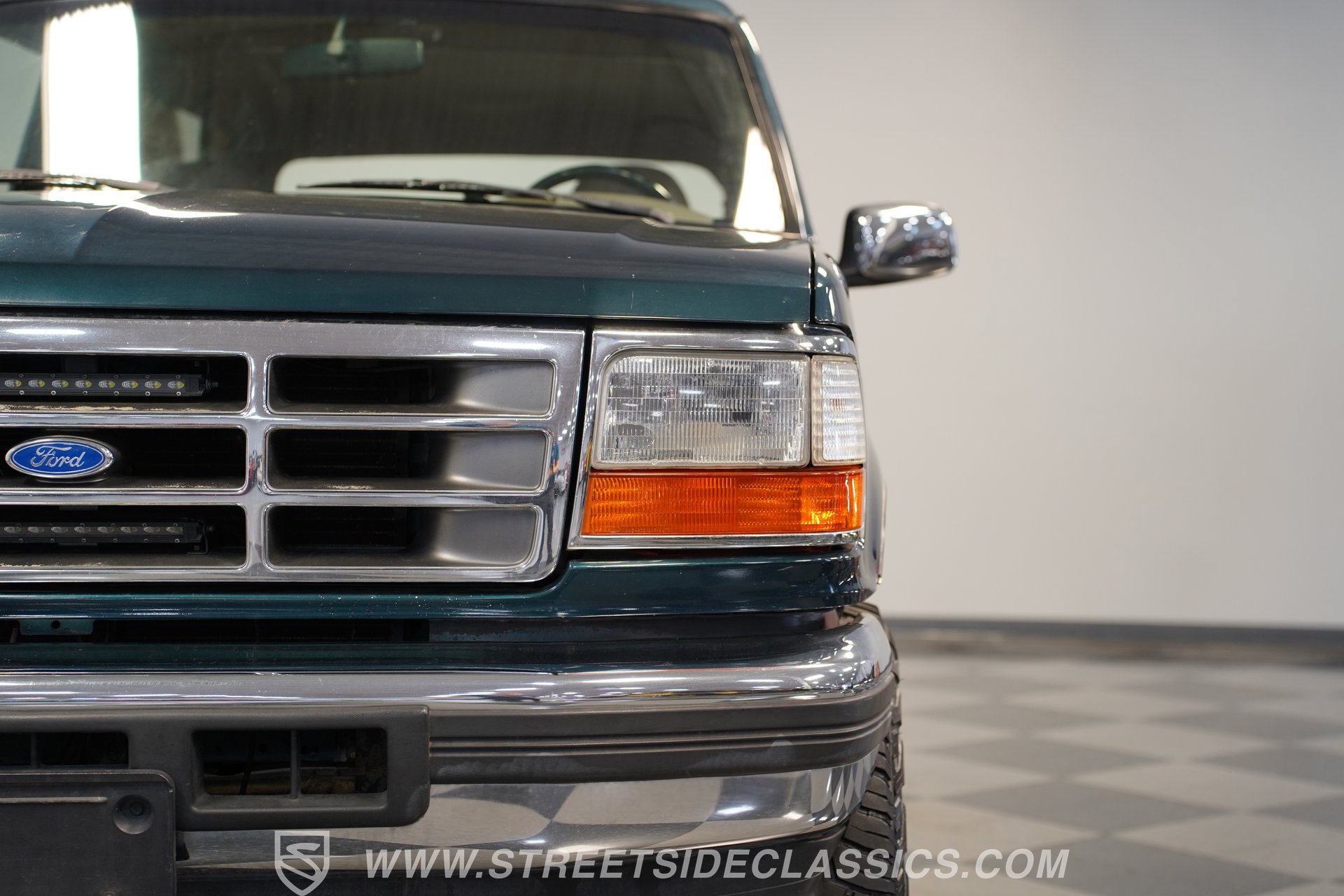 Used 1995 Ford Bronco Eddie Bauer AWD/4WD image 21