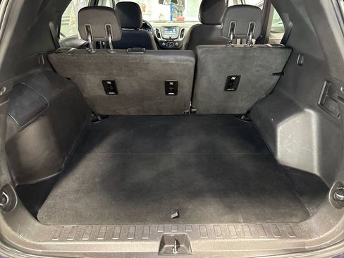 Used 2018 Chevrolet Equinox LT AWD/4WD image 38