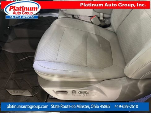 Used 2019 Chevrolet Silverado 1500 LT Trail Boss w/ Convenience Package AWD/4WD image 20