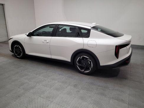 Used 2025 Kia K4 EX FWD image 3