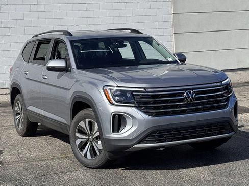 New 2026 Volkswagen Atlas SE image 5