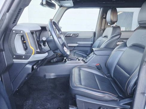 Used 2023 Ford Bronco Badlands w/ Sasquatch Package image 8