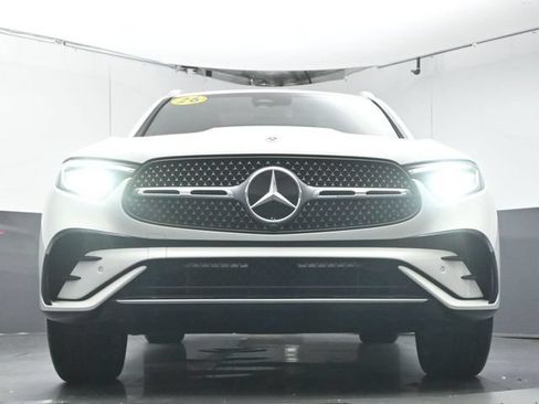 Used 2026 Mercedes-Benz GLC 300 image 36