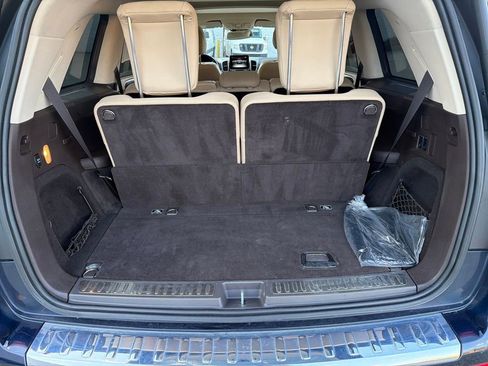 Certified 2019 Mercedes-Benz GLS 450 4MATIC image 11