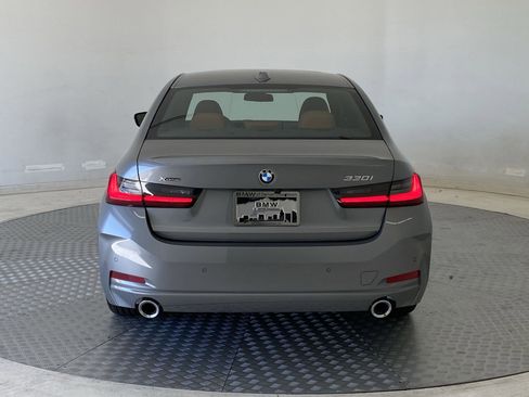Used 2025 BMW 330i xDrive Sedan w/ Convenience Package image 9