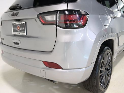 Used 2022 Jeep Compass High Altitude AWD/4WD image 10
