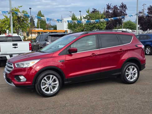 Used 2018 Ford Escape SE AWD/4WD image 33