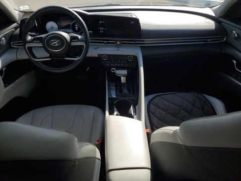 Used 2022 Hyundai Elantra Limited w/ Cargo Package image 20