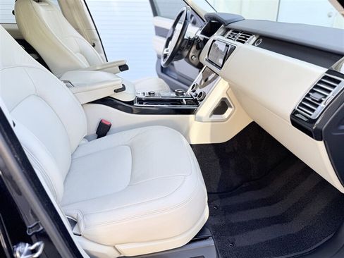 Used 2018 Land Rover Range Rover HSE AWD/4WD image 9