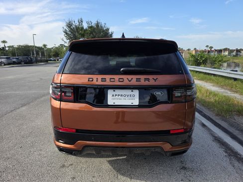 Certified 2022 Land Rover Discovery Sport SE R-Dynamic AWD/4WD image 6