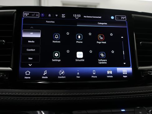 Used 2024 Chrysler Pacifica Limited FWD image 68