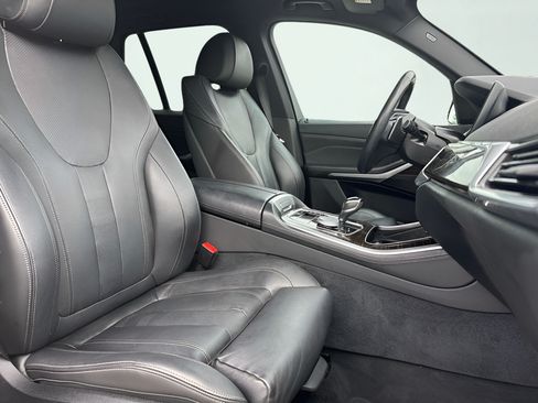 Used 2019 BMW X5 xDrive40i AWD/4WD image 37