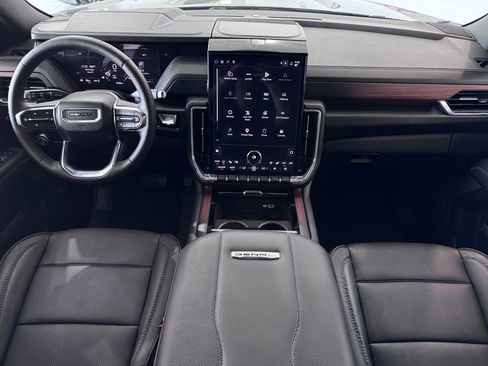 Certified 2025 GMC Yukon XL Denali AWD/4WD image 15