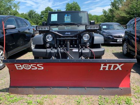Used 2014 Jeep Wrangler Unlimited Sport w/ Quick Order Package 24S AWD/4WD image 35