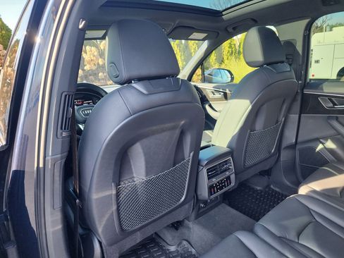 Used 2023 Audi Q7 2.0T Premium Plus image 16