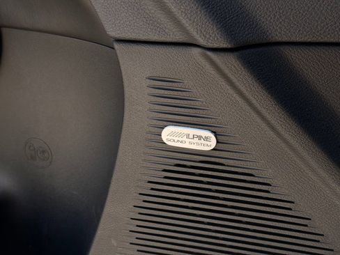 Used 2016 Dodge Challenger R/T Scat Pack RWD image 34