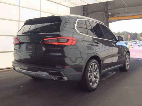Used 2019 BMW X5 xDrive40i w/ Premium Package 2 AWD/4WD image 4
