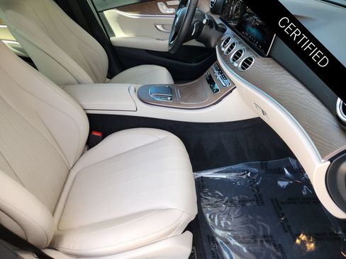 Certified 2022 Mercedes-Benz E 350 Sedan image 3
