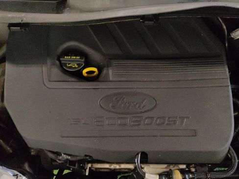 Used 2018 Ford Escape SE image 30