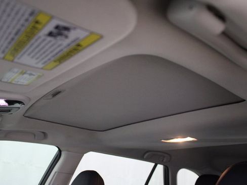 Used 2021 Subaru Outback Onyx Edition XT image 9