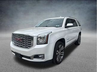 Used 2020 GMC Yukon Denali w/ Denali Ultimate Package AWD/4WD video 1