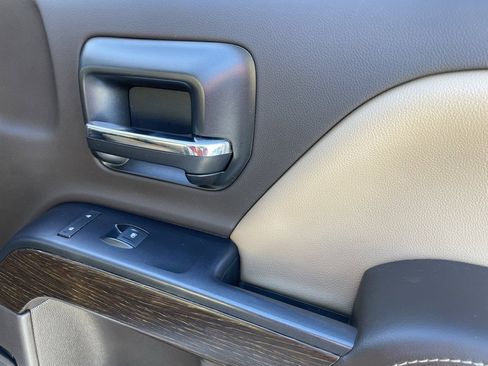 Used 2018 GMC Sierra 1500 Denali image 33