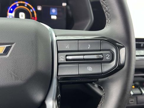 Certified 2025 Chevrolet Colorado W/T w/ WT Custom Package image 27