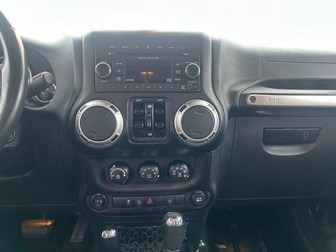 Used 2015 Jeep Wrangler Unlimited Sahara w/ Dual Top Group image 24