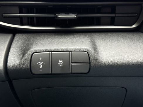 New 2026 Hyundai Elantra Sport image 17