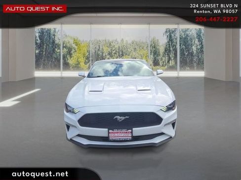 Used 2022 Ford Mustang Premium RWD image 2