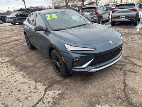 Used 2024 Buick Envista Sport Touring w/ Convenience I Package image 1