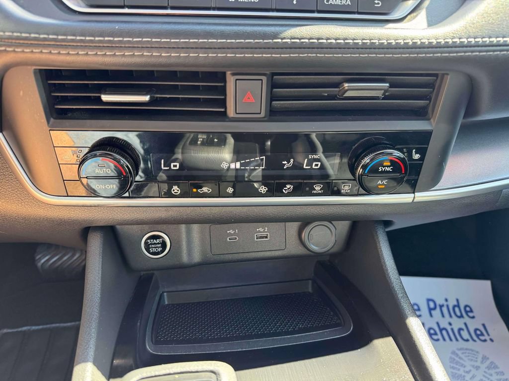 Certified 2023 Nissan Rogue SV w/ SV Premium B Package AWD/4WD image 30