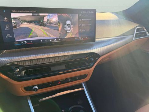 Used 2025 BMW 330i xDrive Sedan w/ M Sport Package image 14