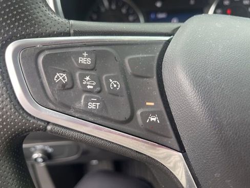 Used 2023 Chevrolet Equinox LS w/ LS Convenience Package image 12