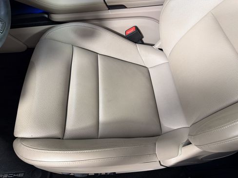 Certified 2025 Porsche Taycan RWD image 27