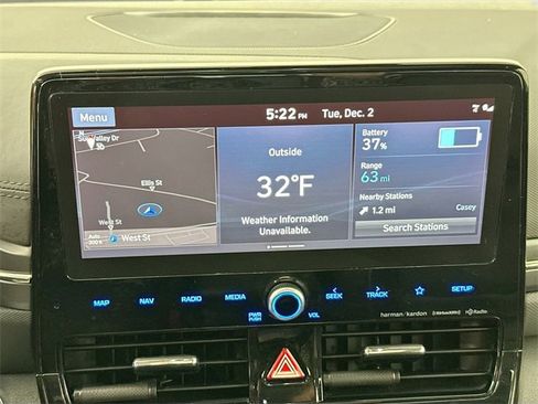 Used 2020 Hyundai Ioniq Limited image 11