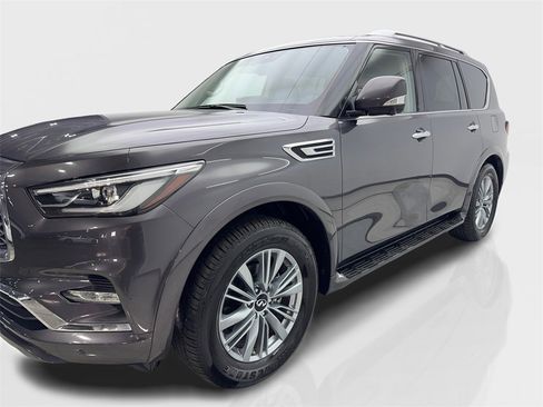 Used 2024 INFINITI QX80 Luxe image 11