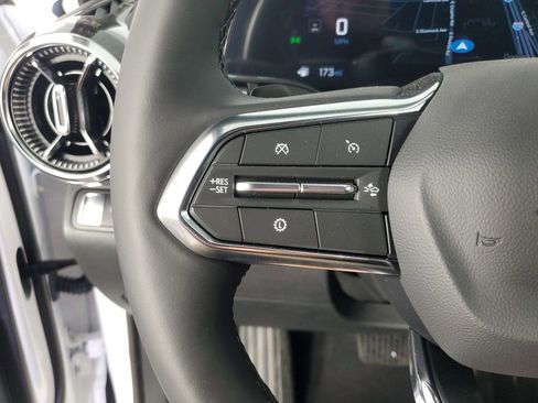 New 2026 Chevrolet Equinox LT FWD image 24
