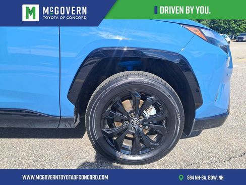 Used 2025 Toyota RAV4 XSE w/ Advanced Technology Package AWD/4WD image 11
