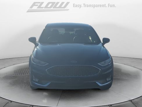 Used 2019 Ford Fusion Energi Titanium image 2
