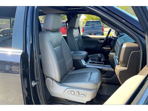 Used 2022 Chevrolet Silverado 1500 LTZ w/ LTZ Premium Package image 7