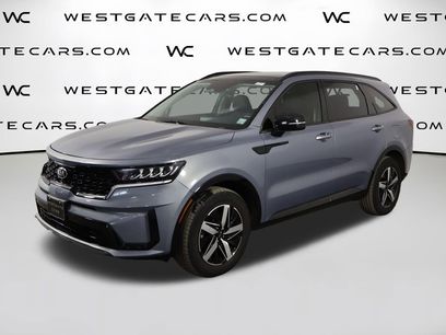 Used 2021 Kia Sorento S w/ Panoramic Sunroof Package