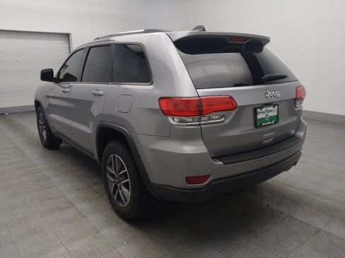 Used 2019 Jeep Grand Cherokee Laredo w/ 18" Wheel & 8.4" Radio Group RWD image 5