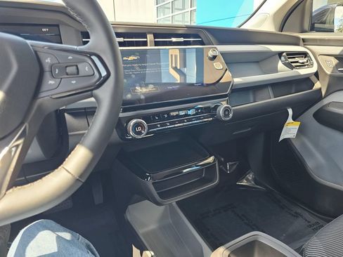 New 2027 Chevrolet Bolt LT w/ Comfort Package FWD image 30