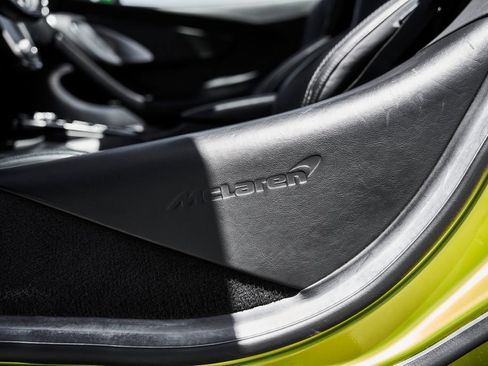 Used 2023 McLaren GT RWD image 37