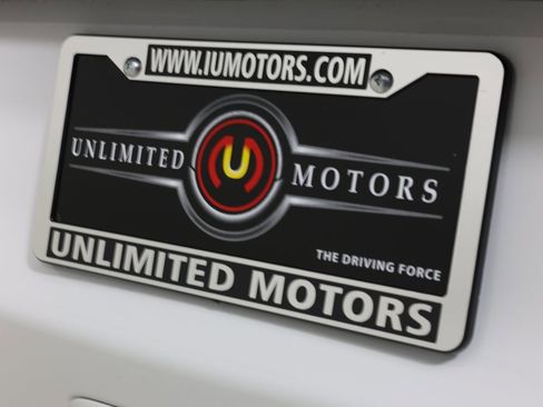 Used 2022 Chrysler Pacifica Limited image 21