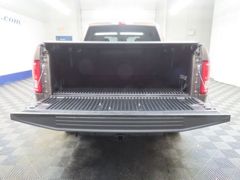 Used 2017 Ford F150 XLT AWD/4WD image 32