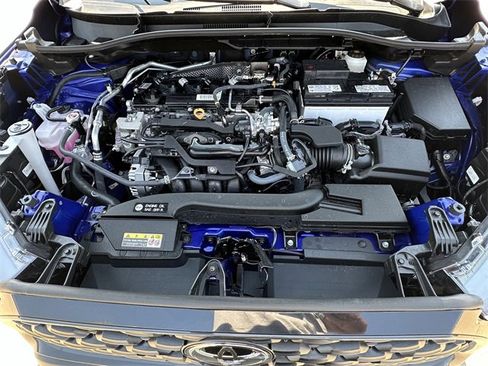 Certified 2025 Toyota Corolla Cross LE w/ Moonroof Package image 30