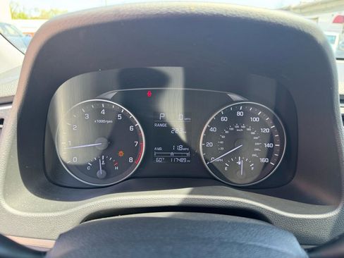 Used 2017 Hyundai Elantra SE image 29